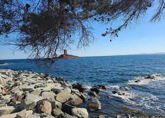 Cap'azur T2 - Rdj - Vue Golf